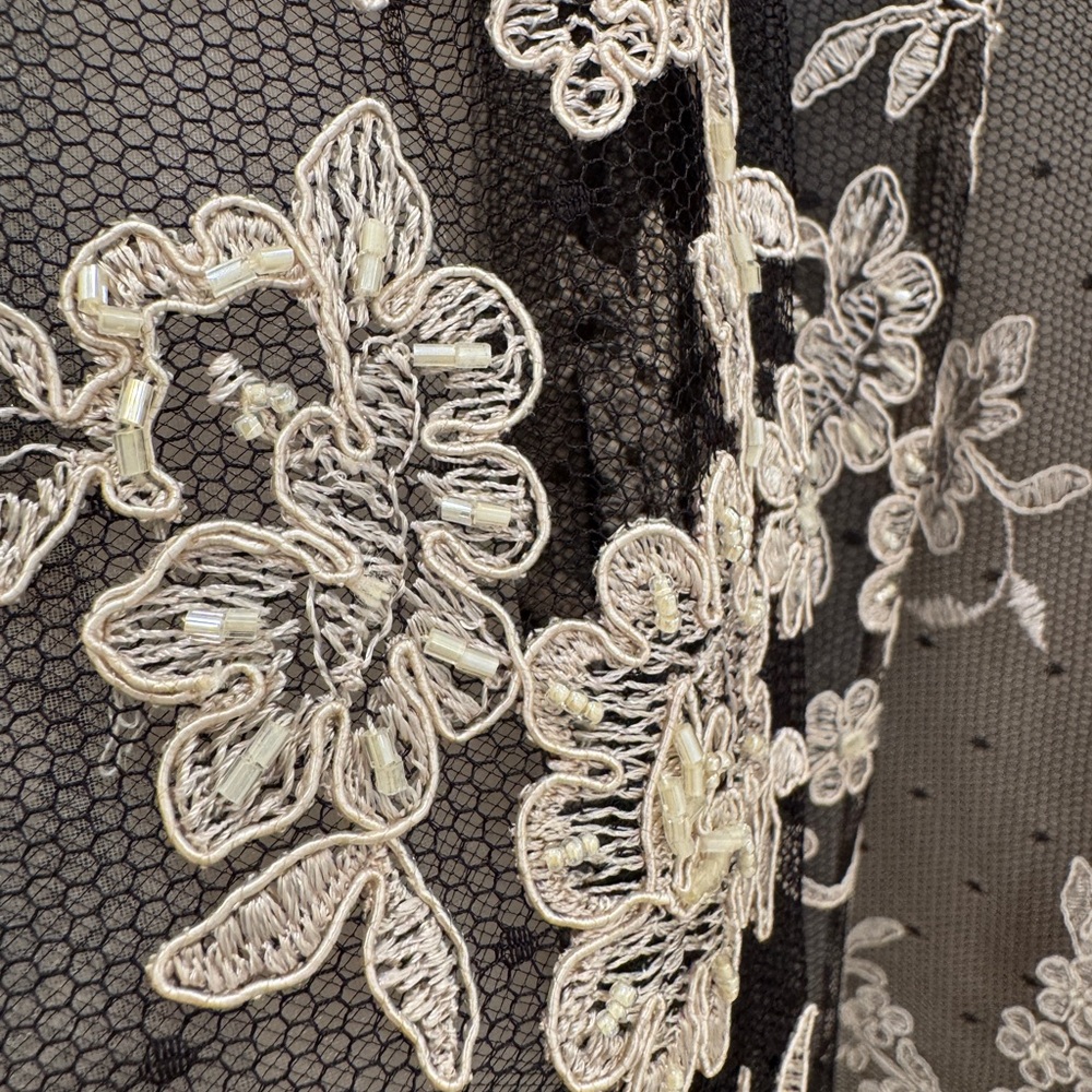 Alice + Olivia Amazing Lace Open Back Party Dress - Size 10 - Picture 12 of 13